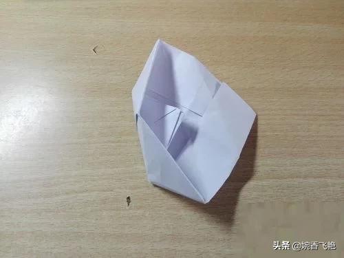 叠小船的方法（纸船最简单的折叠步骤带图）
