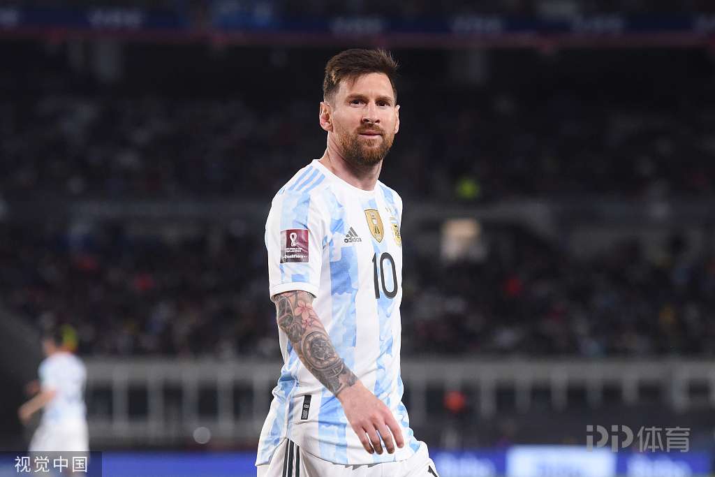 世预赛-阿根廷VS秘鲁首发：梅西、劳塔罗、迪马利亚联袂冲锋