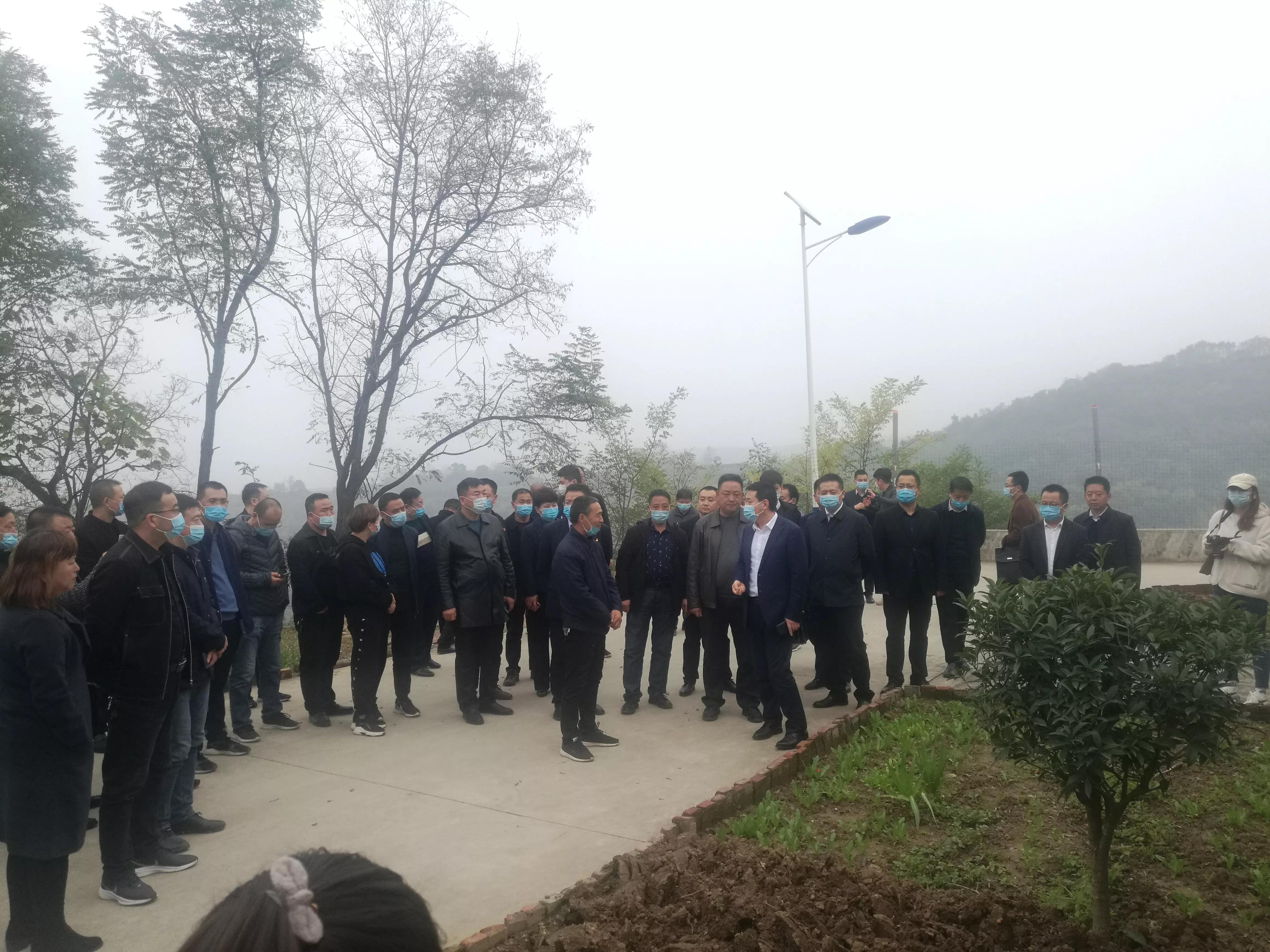 陕西：宝鸡市渭滨区召开农村人居环境整治流动现场会