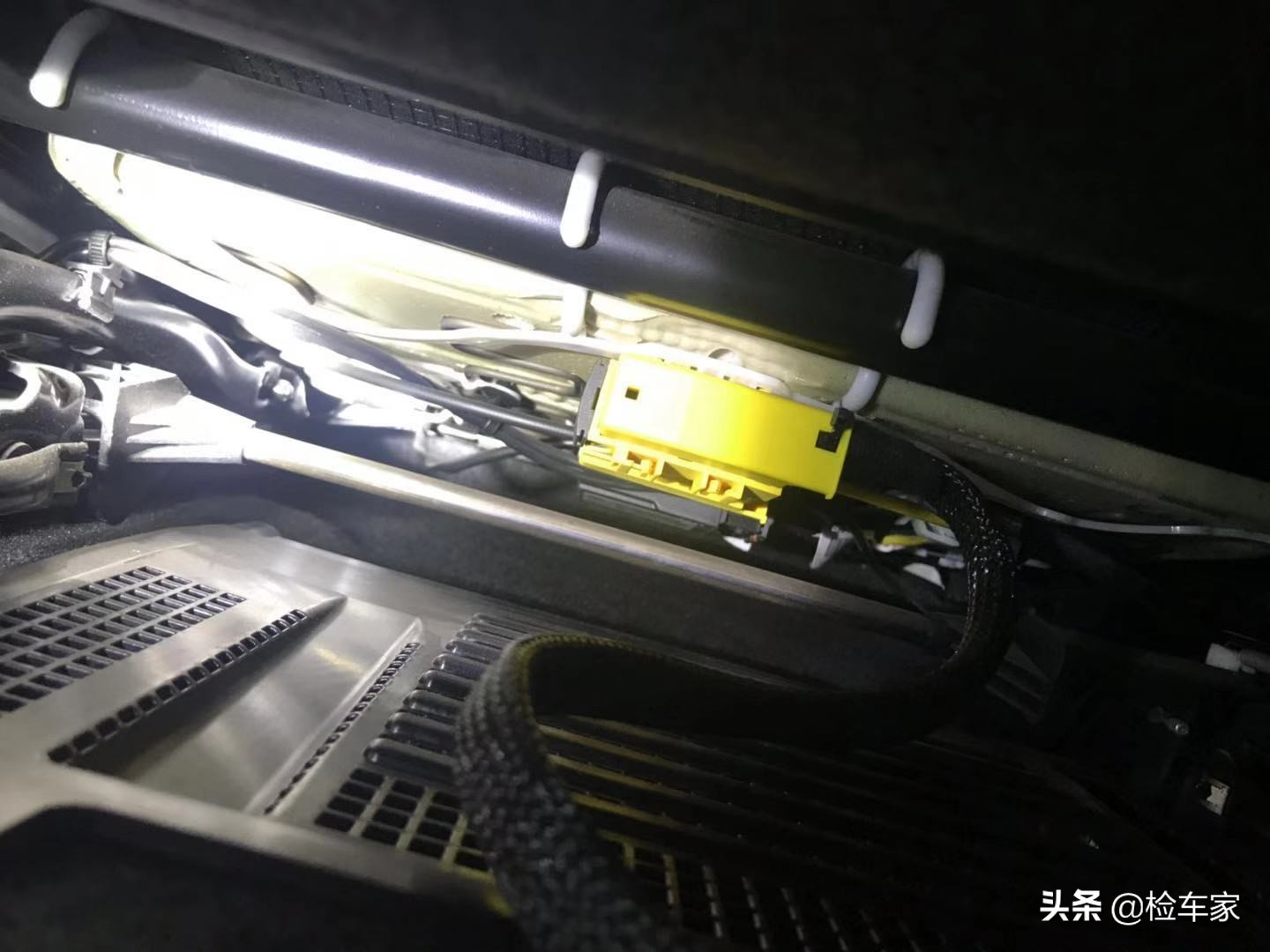 卖16万的买台宝马MINI COOPER S能买么，会不会有问题？