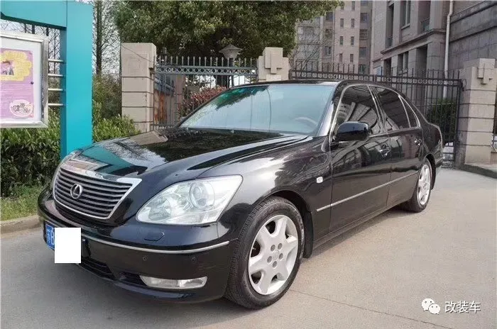 从修理厂到婚姻殿堂，夫妻共同打造低趴雷克萨斯LS430