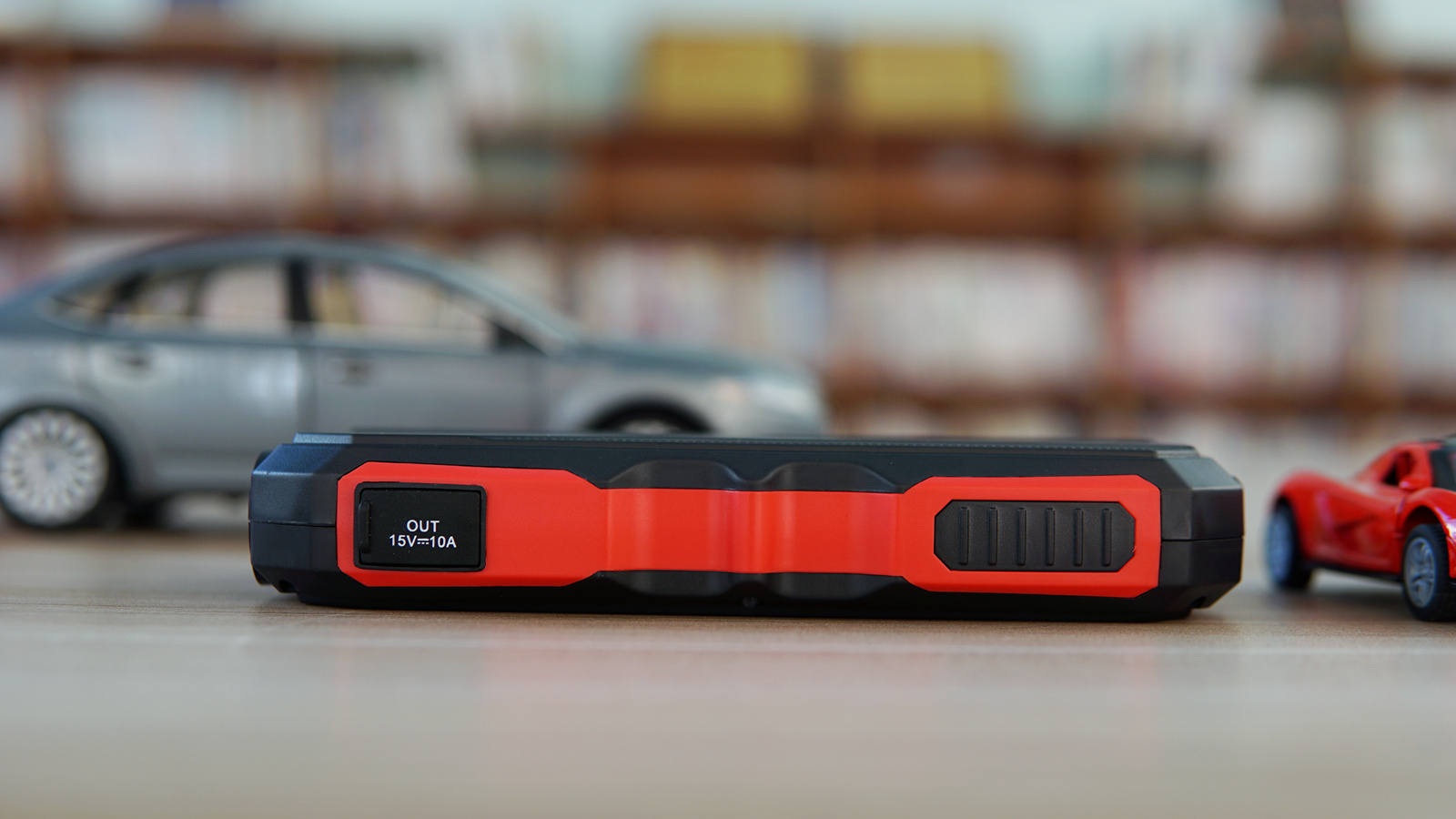 买应急启动电源是交智商税？卡儿酷汽车启动电源告诉你答案