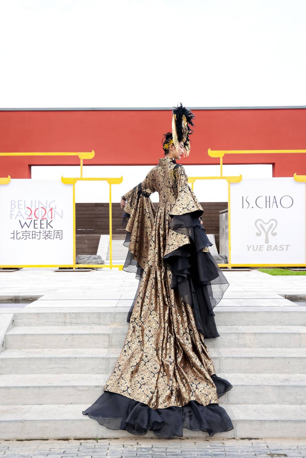 2021北京时装周：重塑时装周的权力