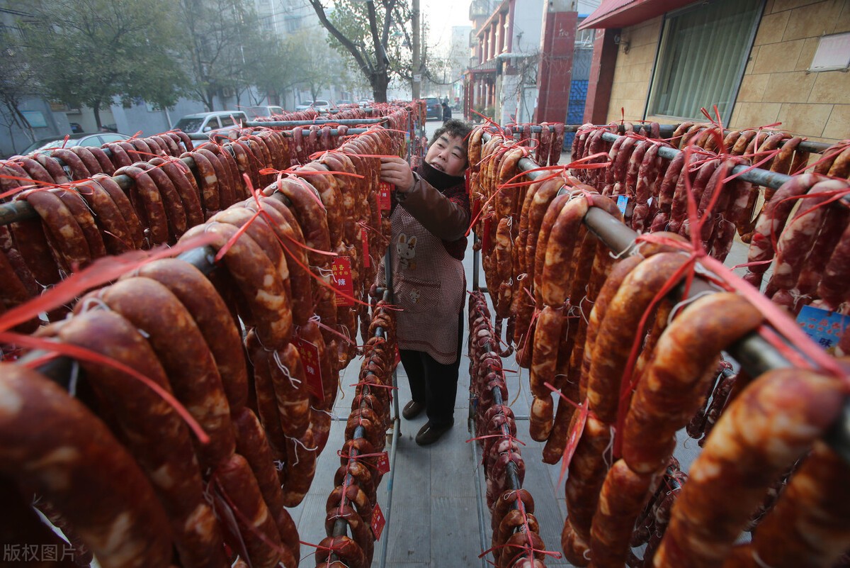 大涨、破9，住民抢肉，猪场挺价，屠企默认涨价，11月猪价要破10