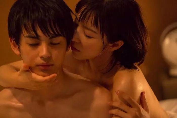 日本深夜剧里的散装性教育课，到底有多奇妙？_图片 No.5