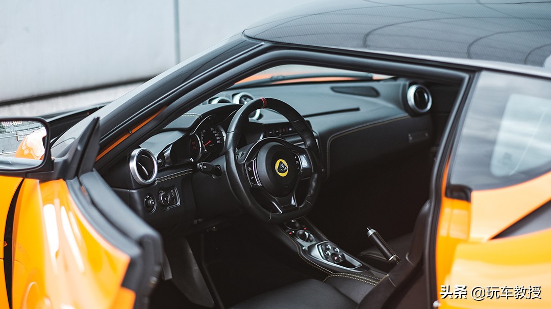一生想买的车保时捷911和路特斯Evora，两个极端但都好想要