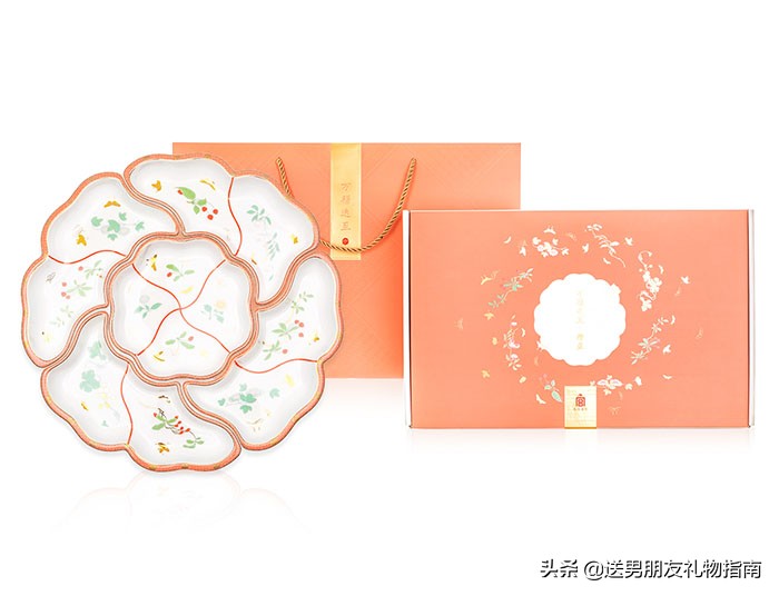 送闺蜜新婚礼物什么好（送闺蜜结婚礼物实用型）