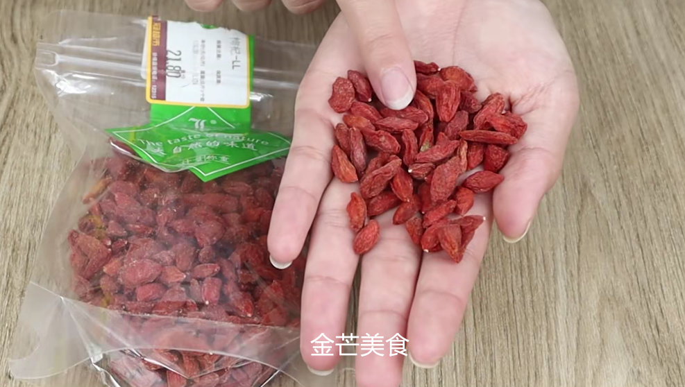 今天才知道，白醋泡枸杞作用真是厉害，解决不少人烦恼，涨知识了