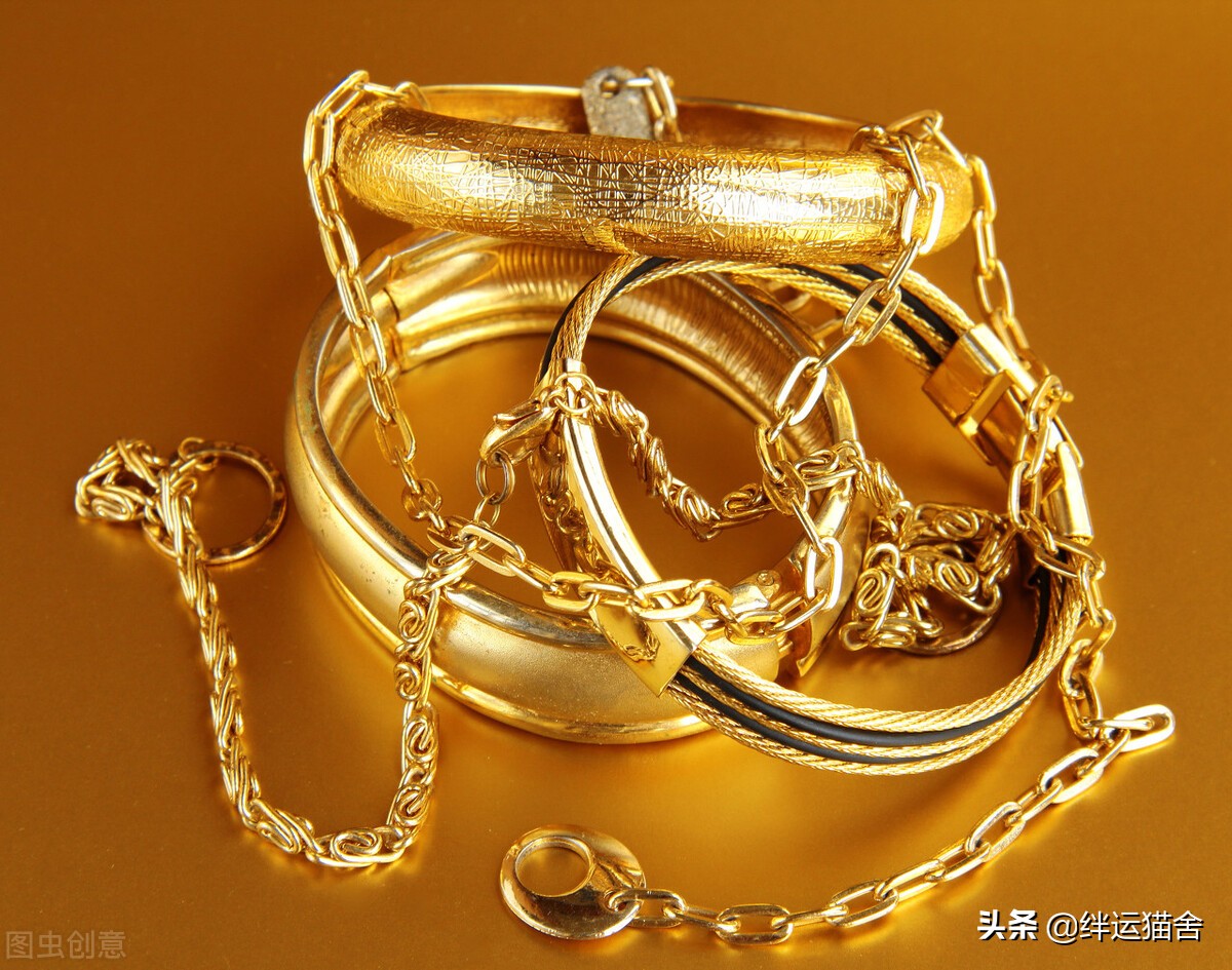 「黄金首饰黄金」黄金哪个牌子最好最纯（黄金最纯最好的品牌详解）