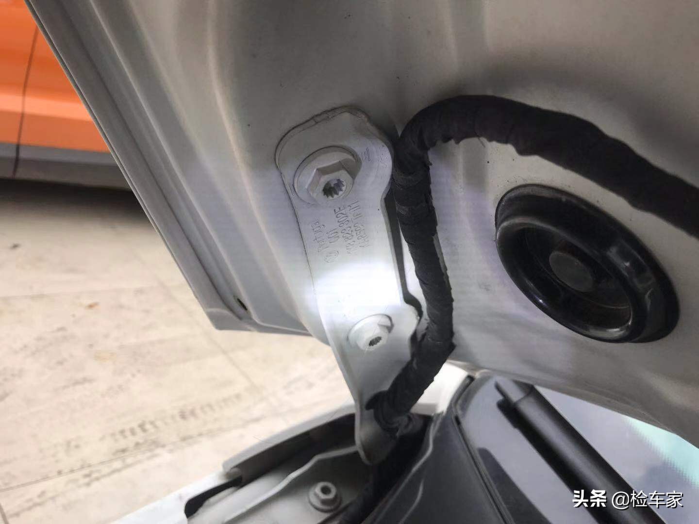 6年的大众尚酷要价13万，粉丝为何执意要买一辆事故车？