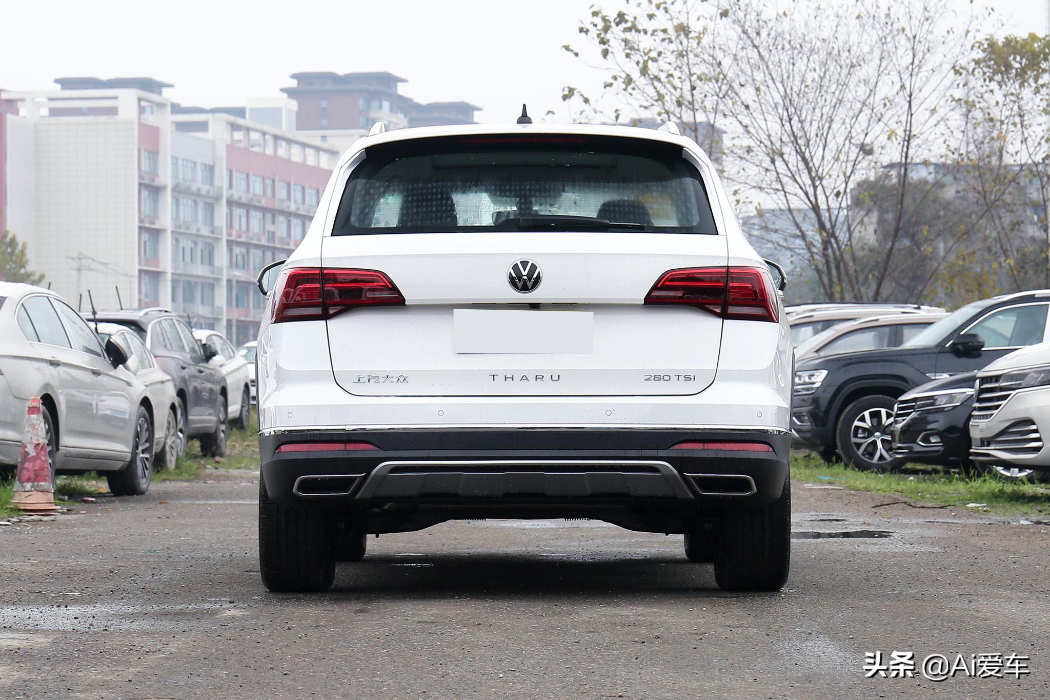 大空间德系热销家用SUV，车身好停车油耗5.9L，带你看大众途岳