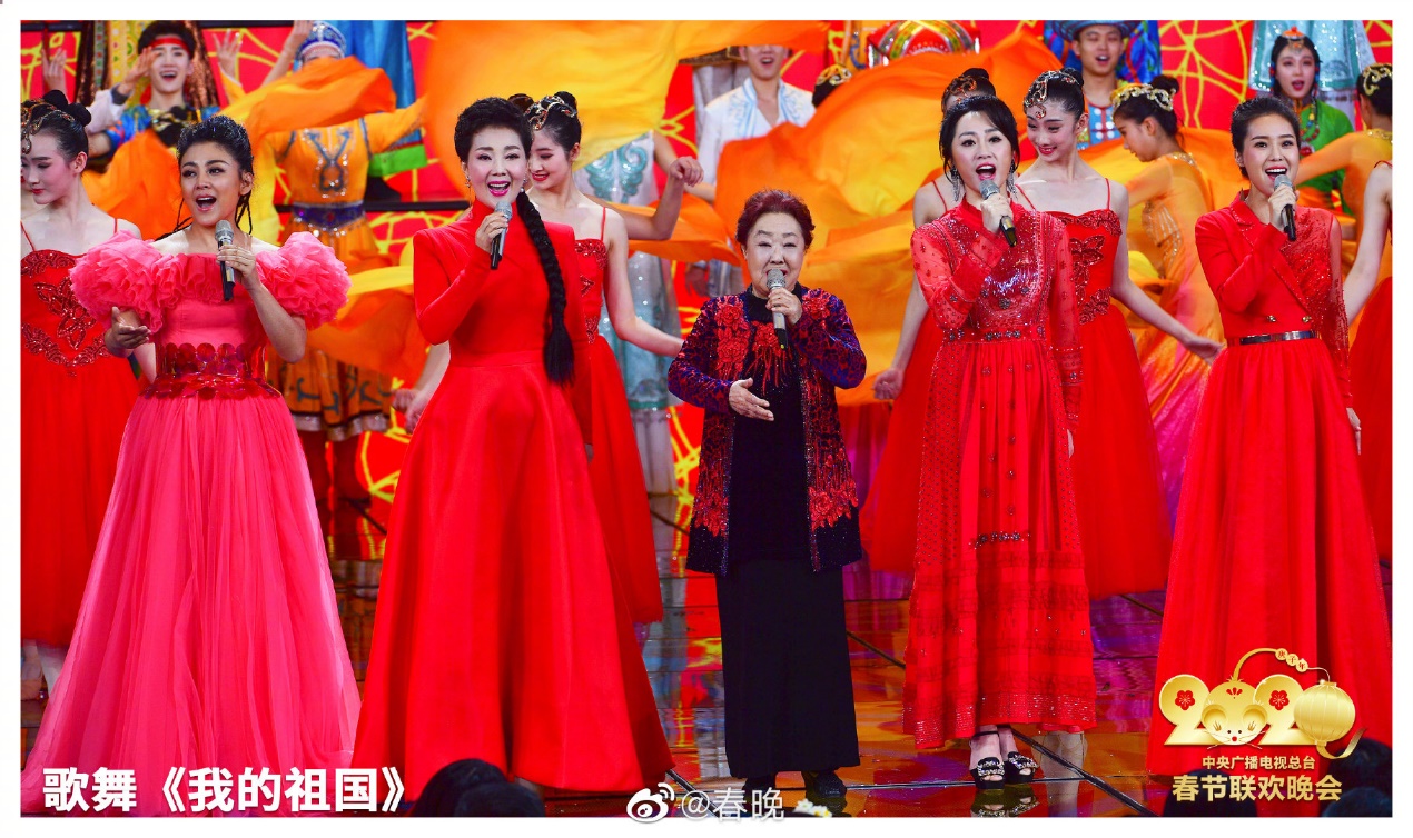 90歲女高音歌唱家郭蘭英，登春晚舞台演唱《我的祖國》，引人淚目