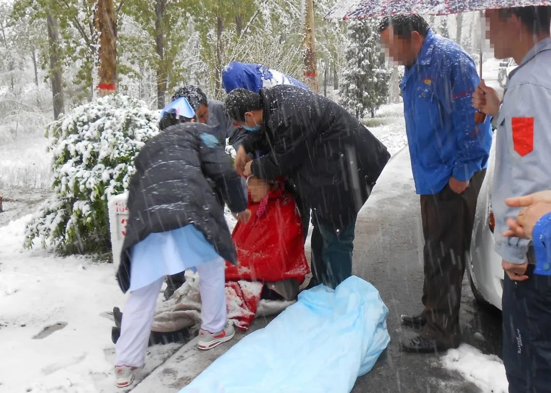 德州市立醫(yī)院積極應(yīng)對雪情保障患者就醫(yī)安全