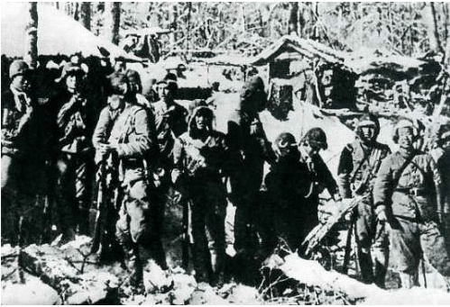 ������ҽ���䣺13����Ա���������Ƥ�������������ʱ������ǹ��