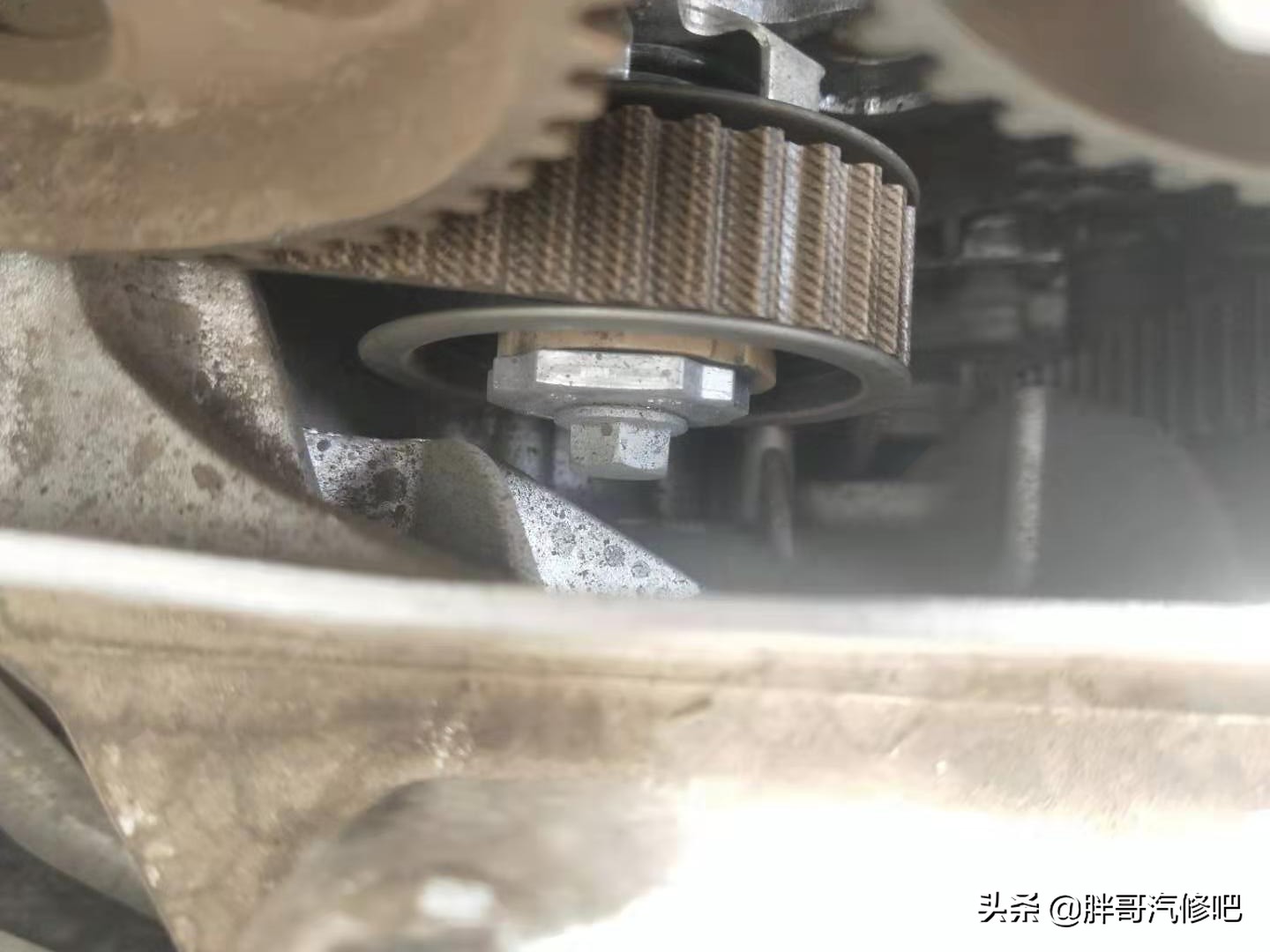 大众1.4EA211发动机“咕噜咕噜”，是正时皮带涨紧器太紧故障吗？