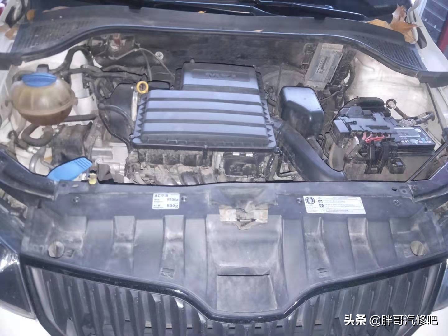 大众1.4EA211发动机“咕噜咕噜”，是正时皮带涨紧器太紧故障吗？