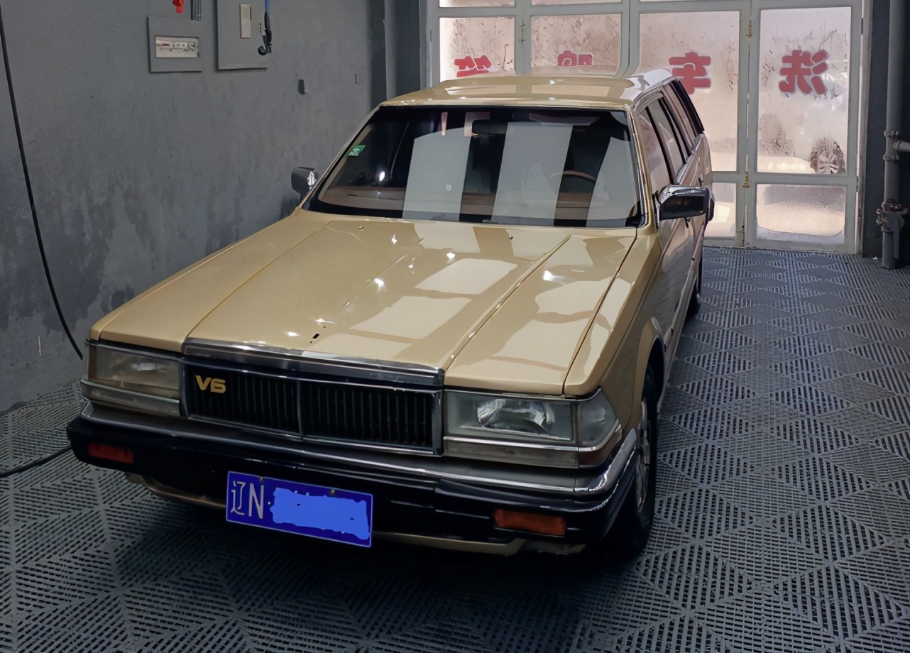 辽宁车友晒出1996款日产公爵王Y30，年过65岁依旧热爱旅行车