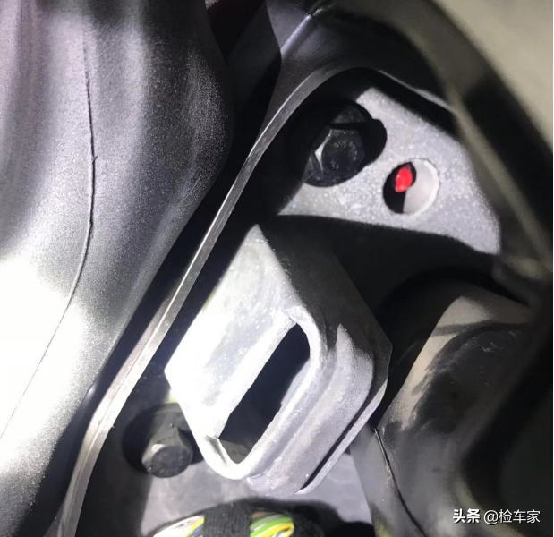 卖16万的买台宝马MINI COOPER S能买么，会不会有问题？