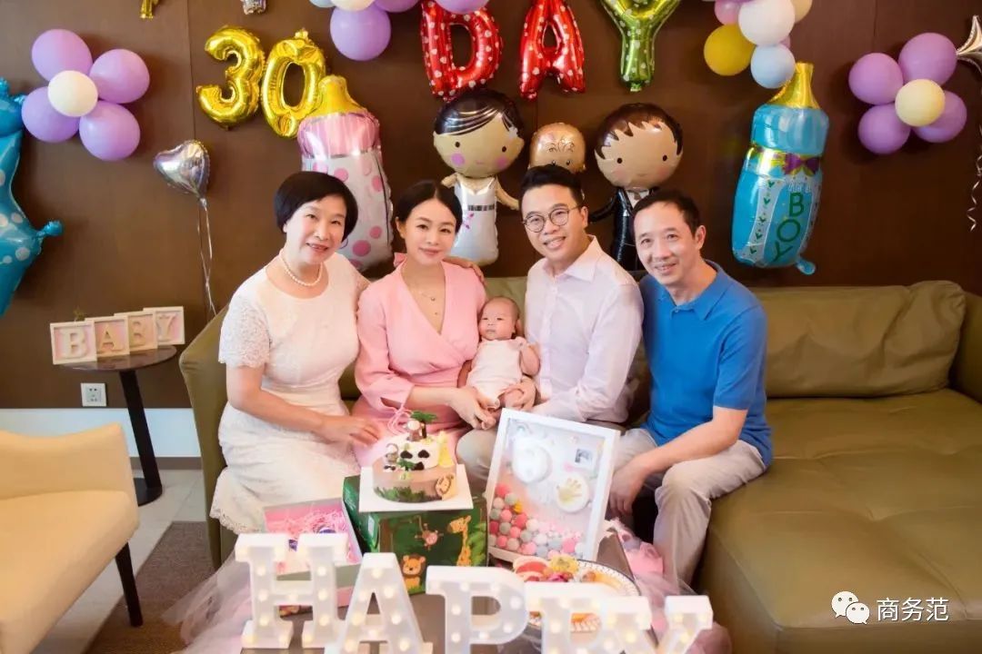 新生婴儿礼物（宝宝的新年礼物）