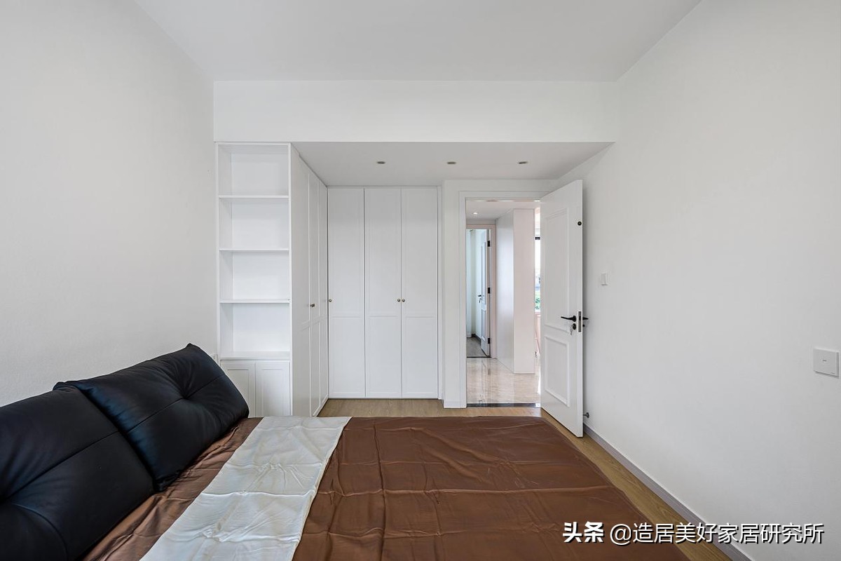 【親子宅設計精選】70平純白小家，衣帽間+洗衣區+電競區，想要的通通都有