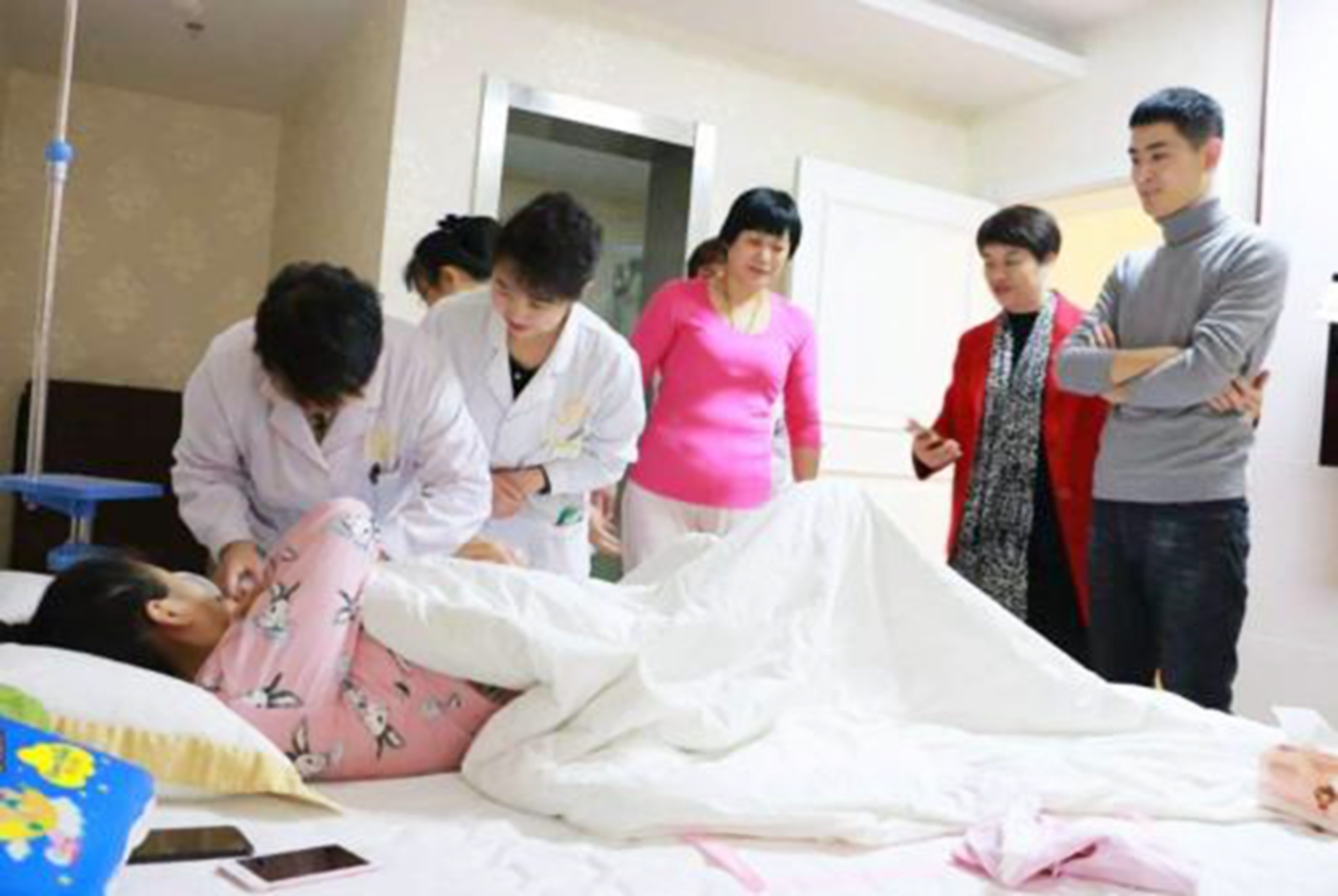 怀孕期间，孕妈身上的五种表现，是胎儿在“报平安”，家长要有数