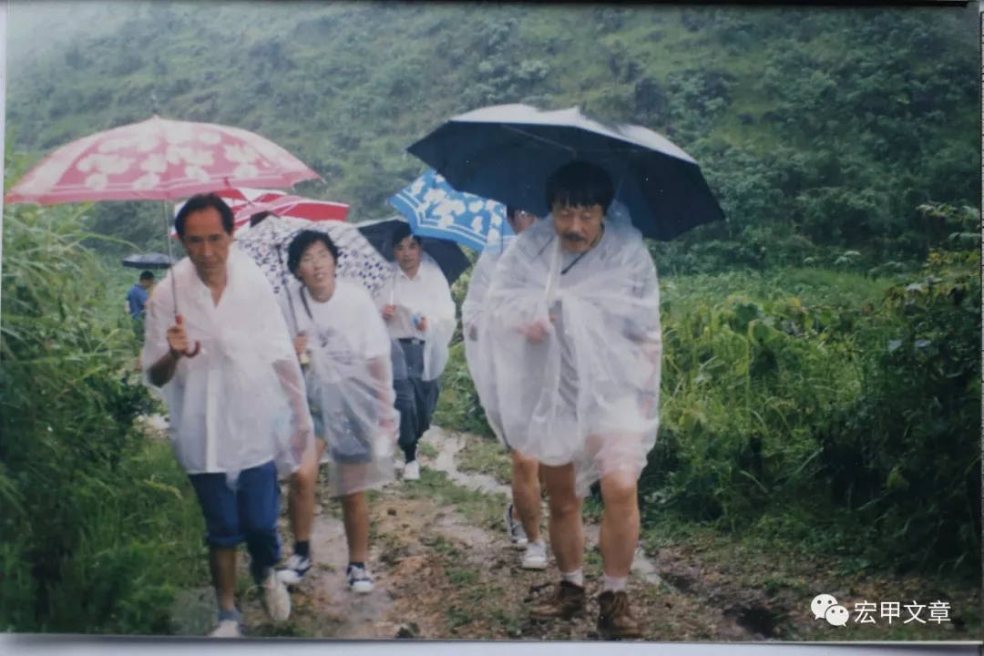 王宏甲：向宇宙深处进发