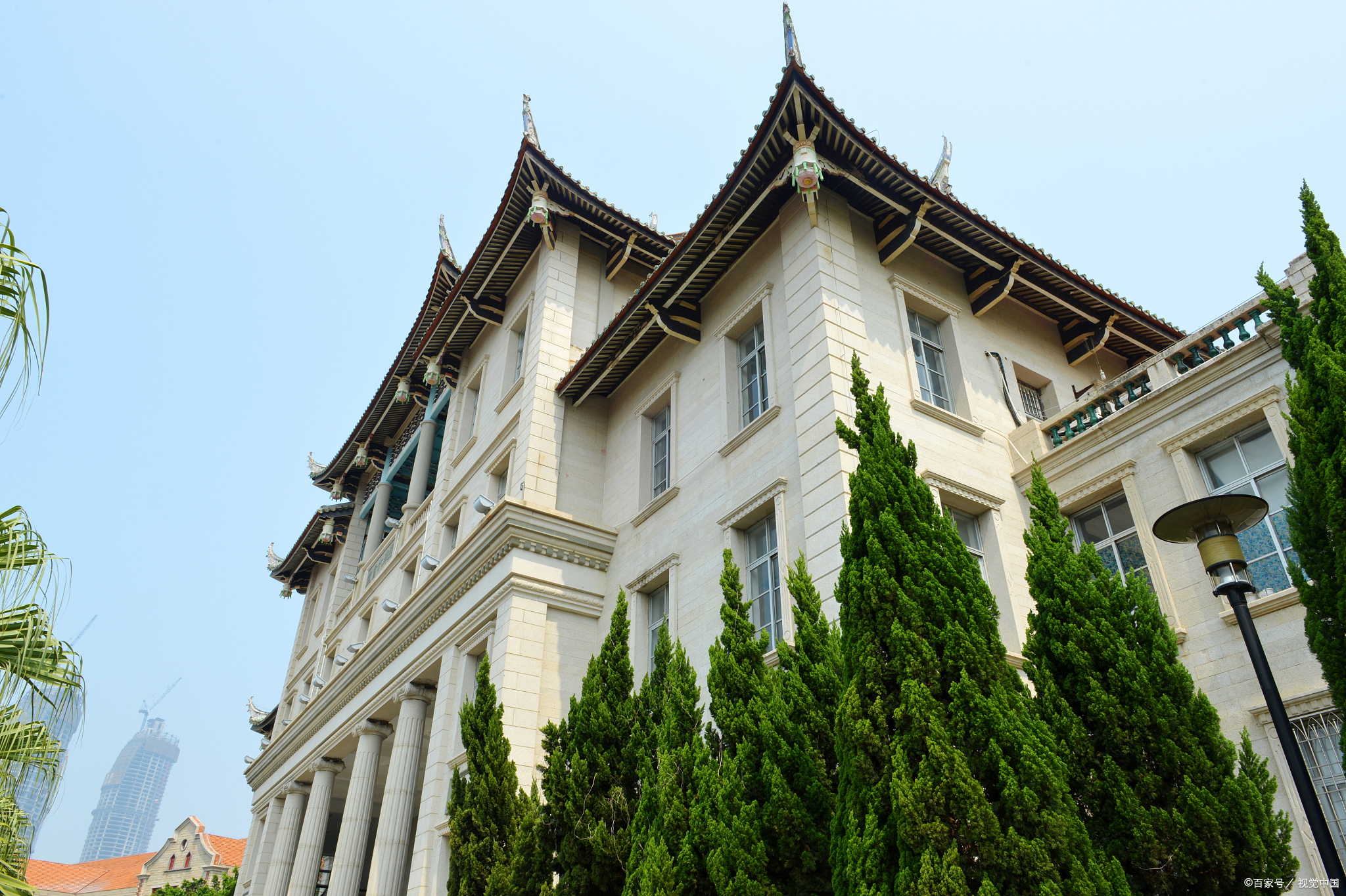 河南这所大学成功“改名”，就业率提升至90%，录取分数直追河大