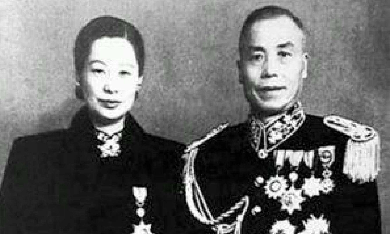 蒋介石败退台湾另有隐情？在日记中怒骂：没这三人，不会败退台湾