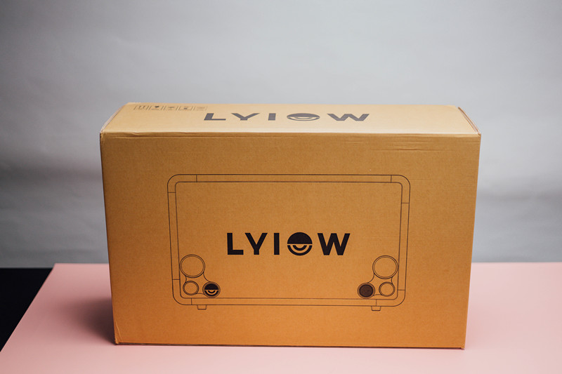 高逼格好音质的实力“网红”，lyiew悬浮歌词音箱，带你畅想音乐