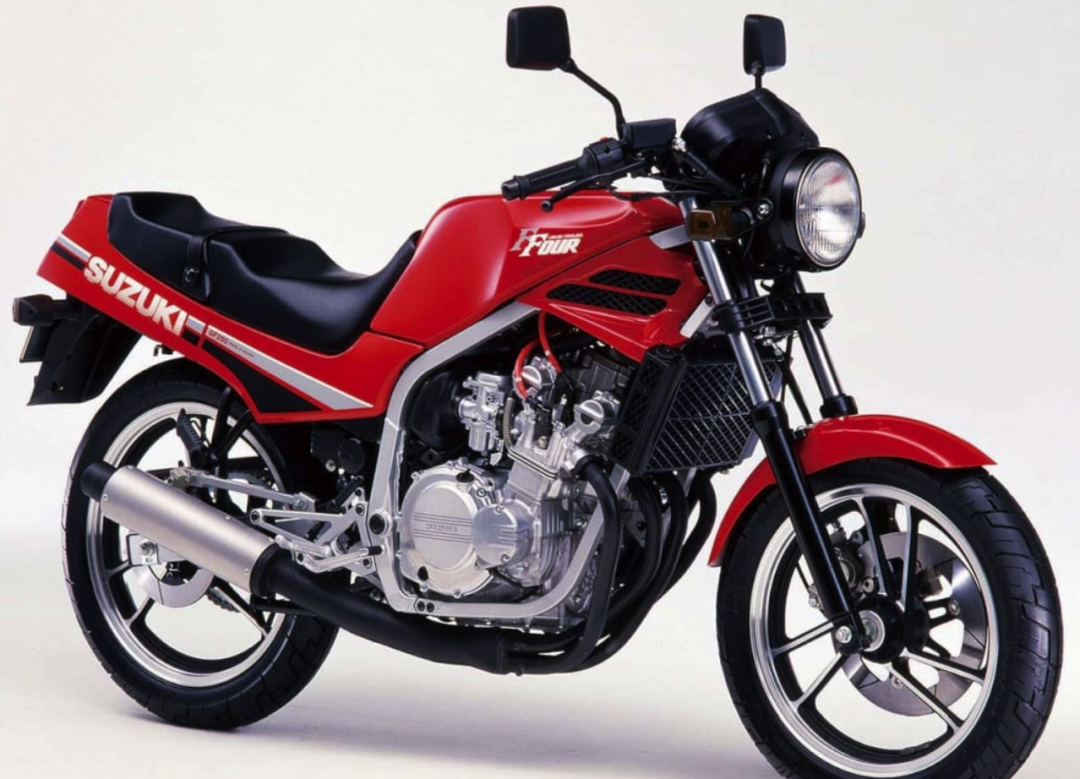 世界上第一款四缸250车型铃木GS250FW，GW250见了得喊祖师爷