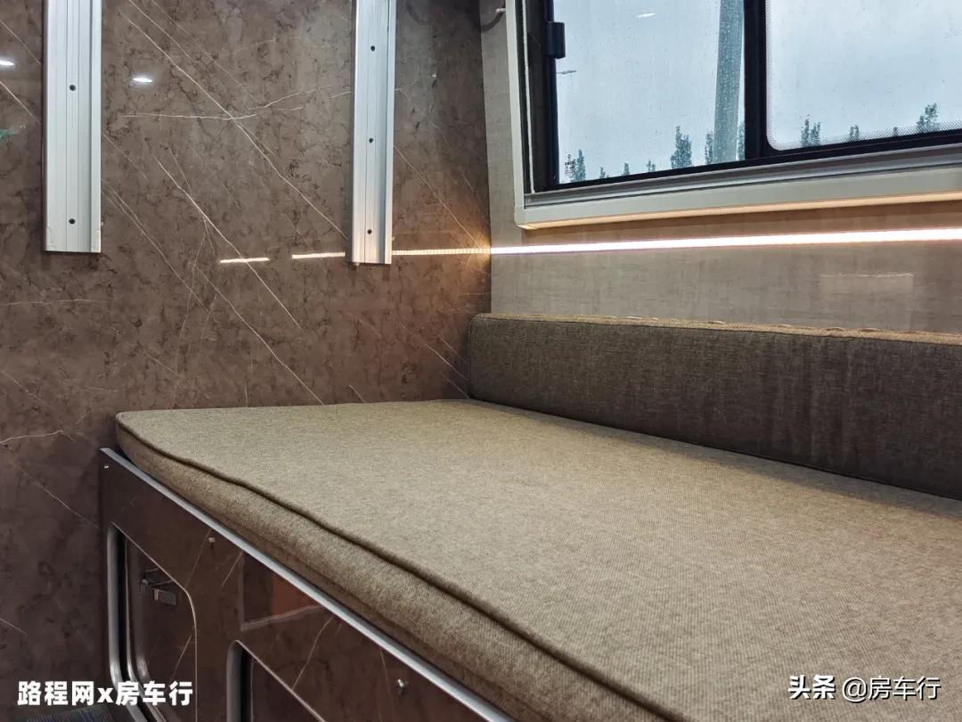 国产四驱，豪横外形，东风挑战者四驱越野房车，试问谁不爱？