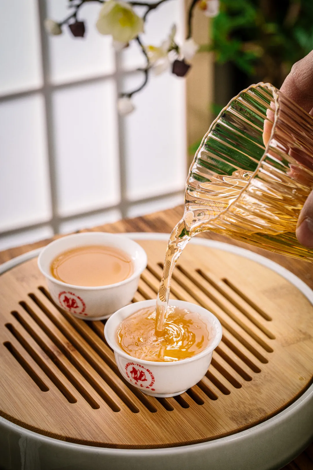 “烟韵”有何神奇魅力,能俘获众多普洱茶爱好者和收藏家的喜爱?
