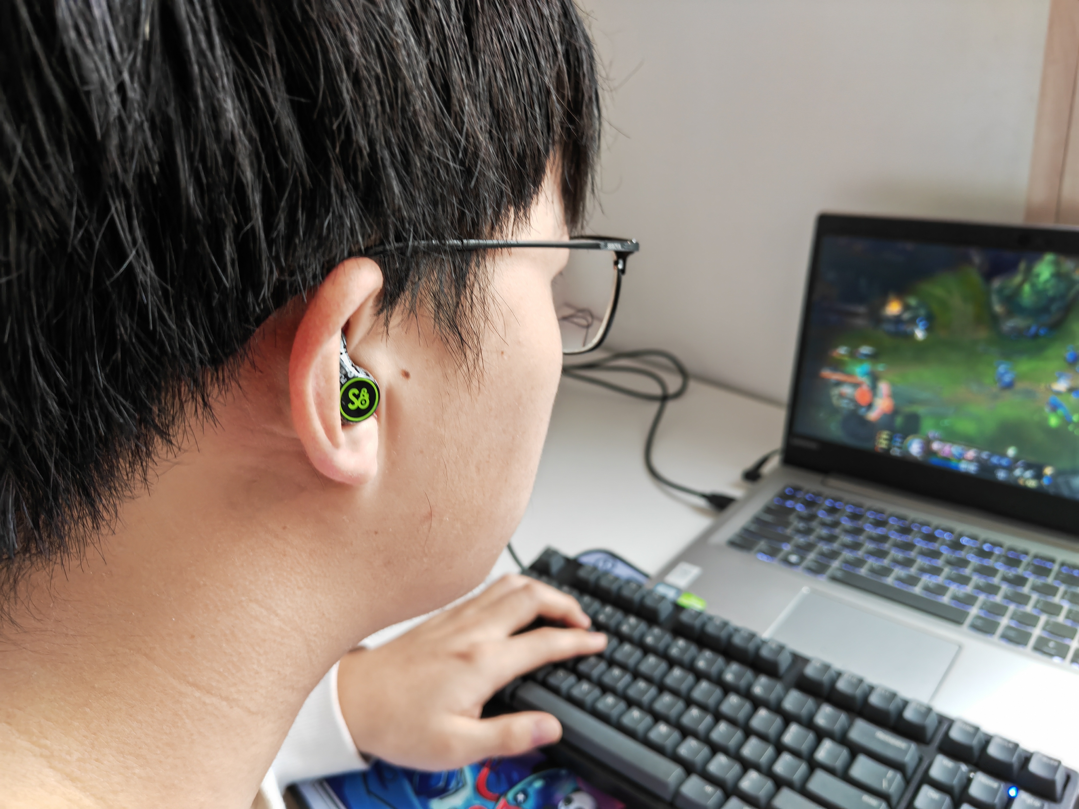 辨识度这么高，还有睡眠降噪功能，魔浪S蓝牙耳机不走寻常路