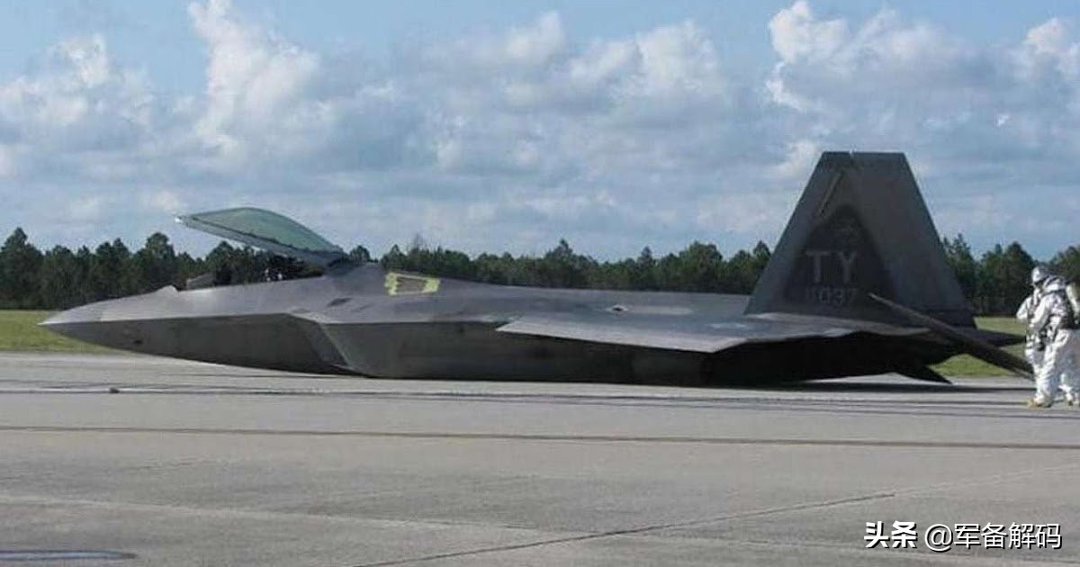 ��-57��ˤ1�ܣ�F-22��F-35��ˤ5�ܣ�Ϊ�μ�-20���ڱ���1�ܲ�ˤ��