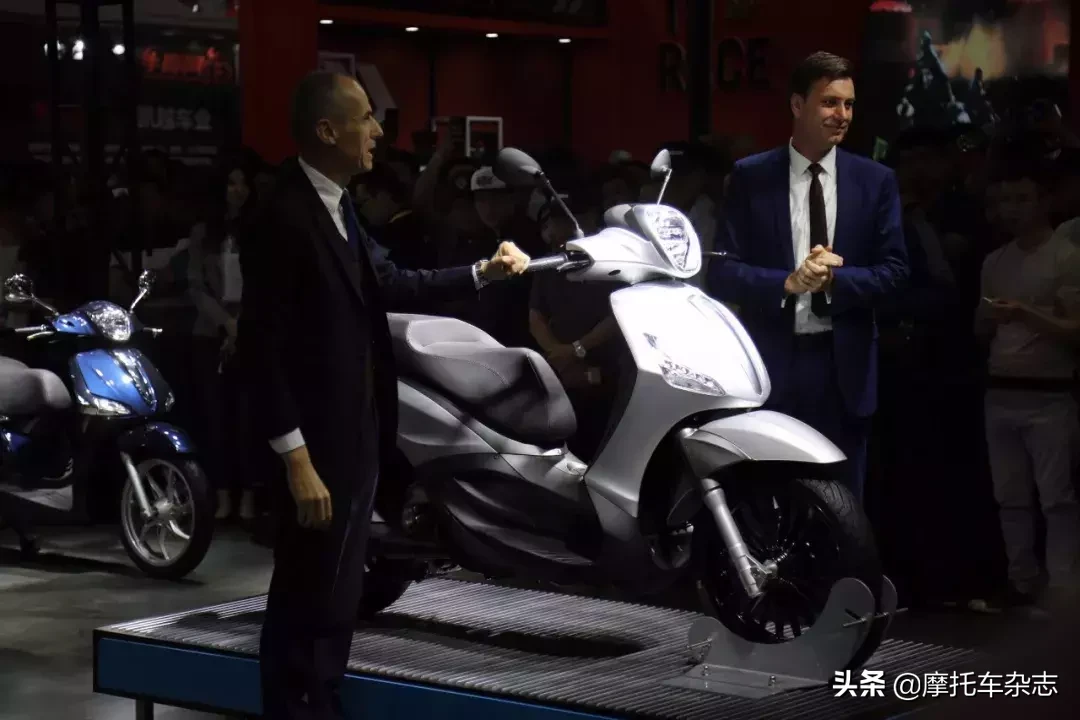 新款Vespa 300售价4.98万起，横置V缸ADV发布！