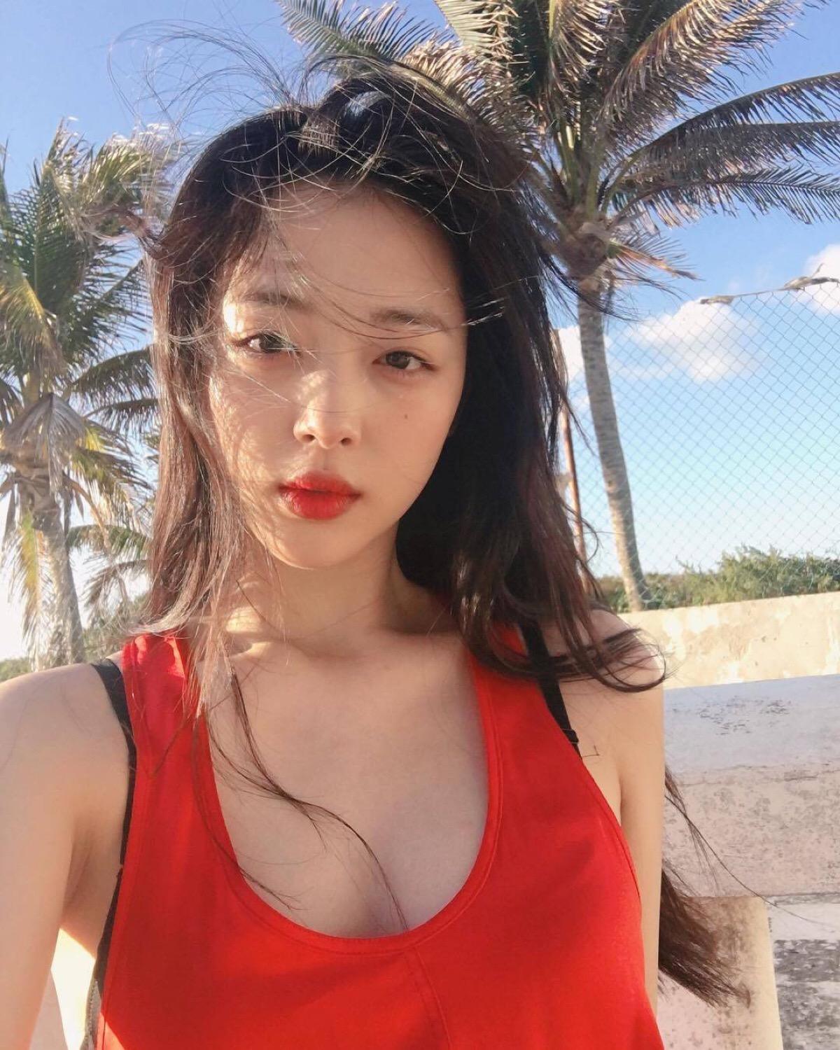 雪莉死亡现场曝光！死亡方式极端照明灯上吊自杀，死前状态极好