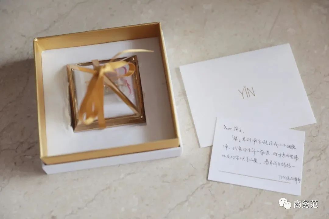 新生婴儿礼物（宝宝的新年礼物）