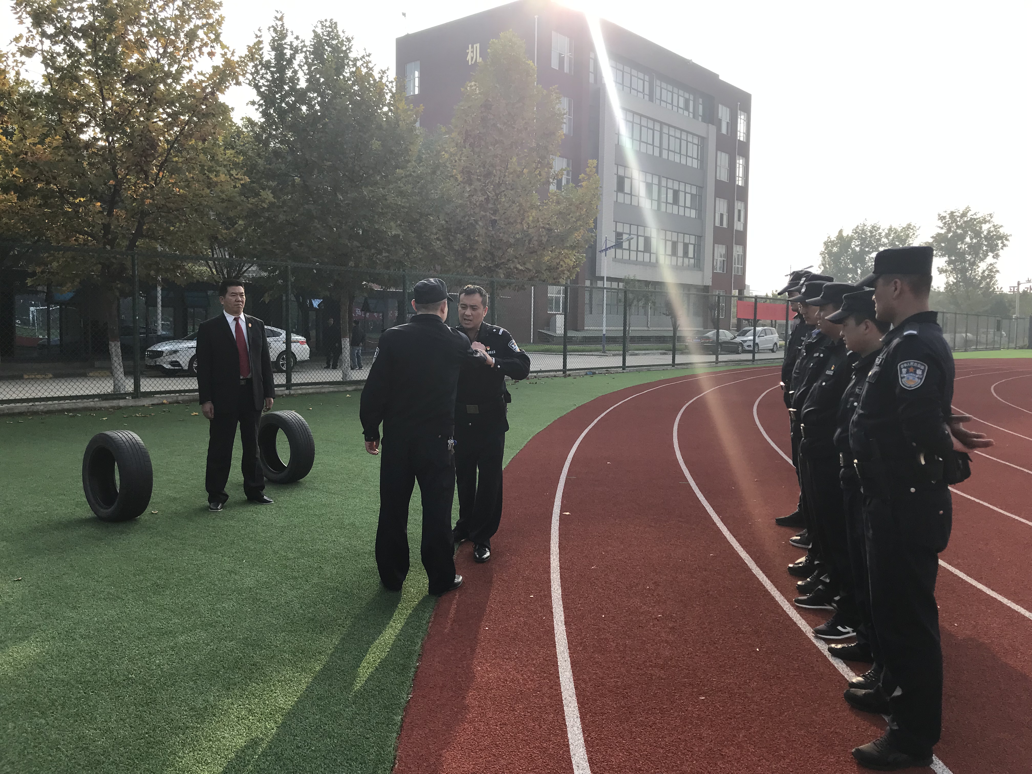 咸阳中院：雪中送炭 教员团送教下基层