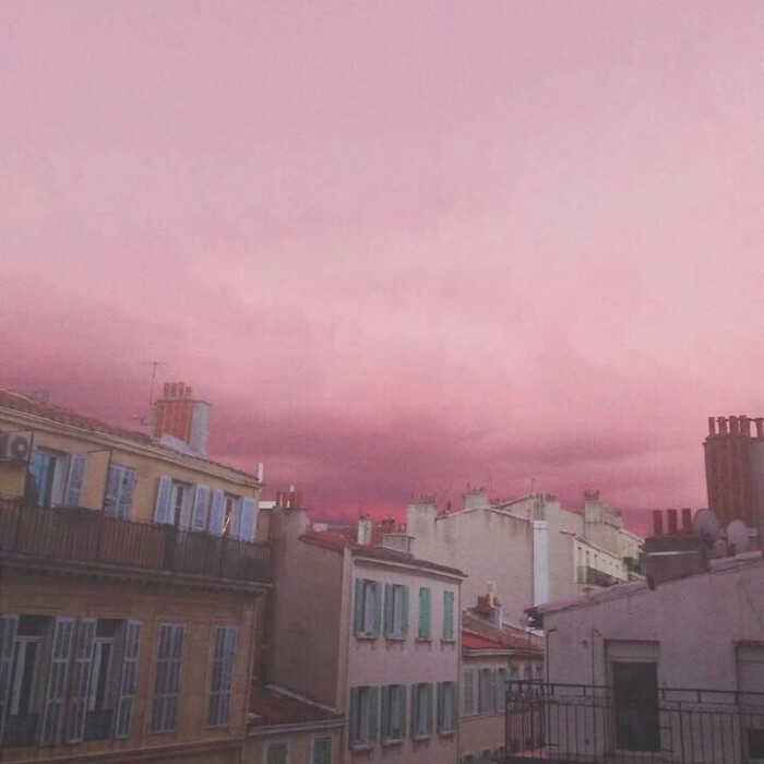 25条有趣的微信个性签名：十年瘦骨无人问，一朝变肥天下知