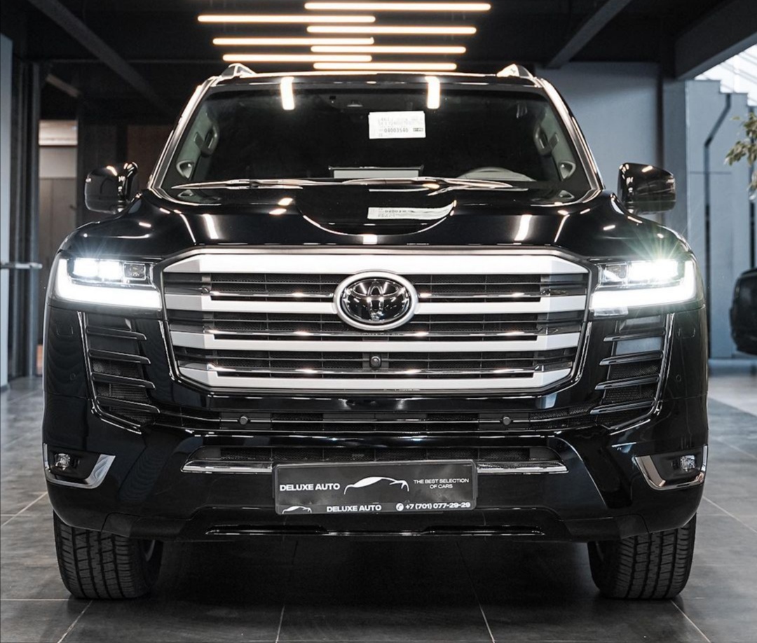 兰德酷路泽中东开启预售!40.5万-50.2万,3.5t引擎油耗更低