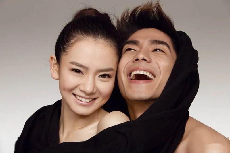 戚薇在外挣钱,李承铉在家做奶爸,"女强男弱"的婚姻究竟幸福吗