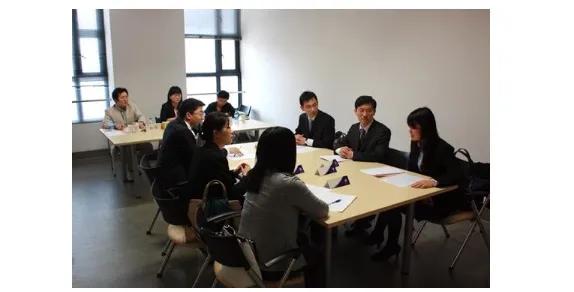 面试官：给你200万去坐两年牢，愿意吗？姑娘机智回答被录取