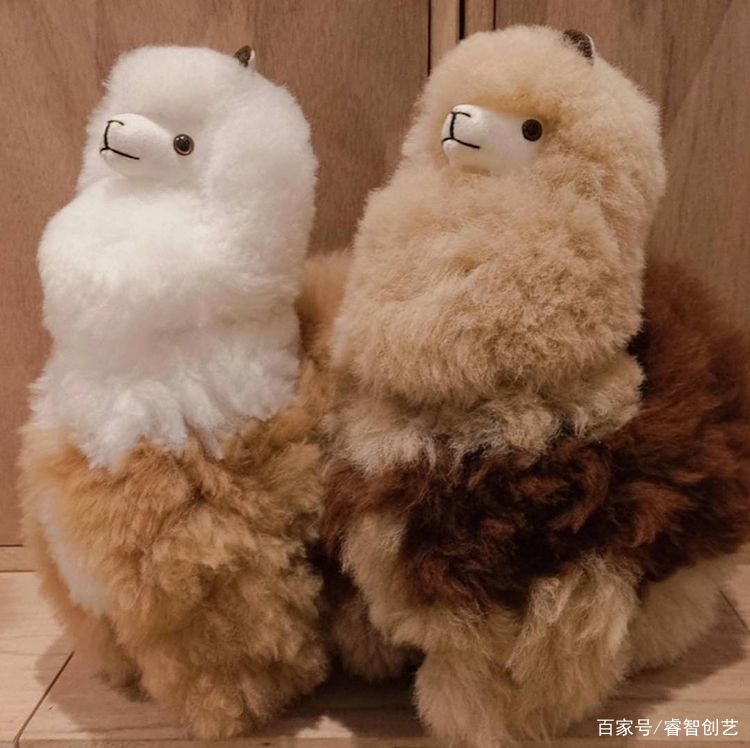 摩登秘魯療愈系手工羊駝娃娃全以名貴的真羊駝毛制成 天天好運