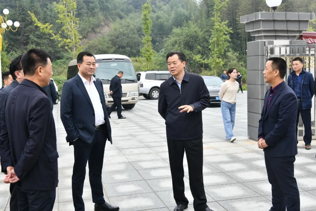 石希欣在沅陵辰溪调研文旅融合发展、文物和传统村落保护利用工作