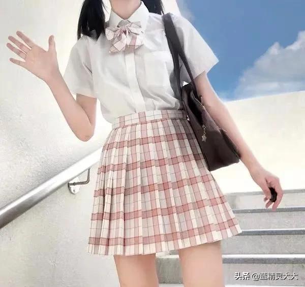 jk制服和普通裙子有什么区别？请注意