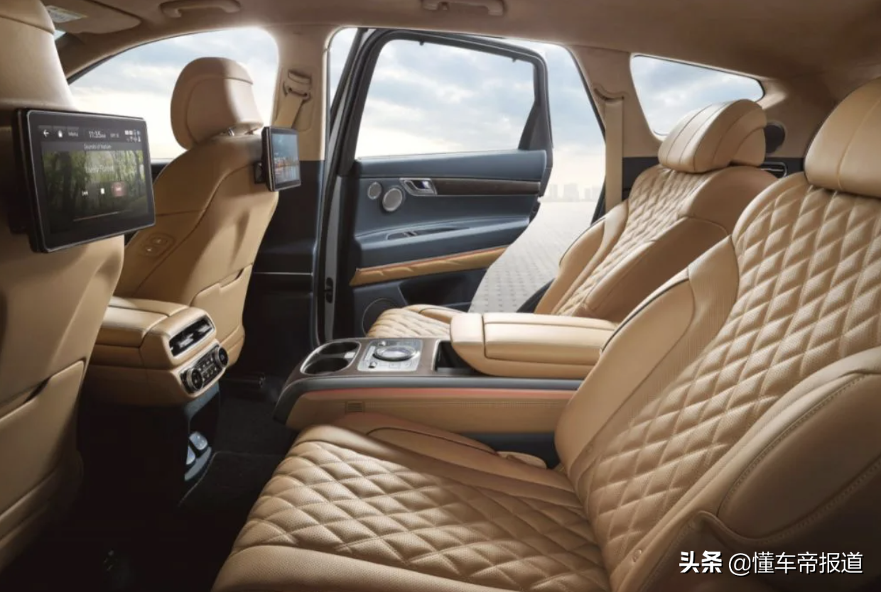 新车 </p><p>　　 竞争林肯飞行家，新款捷尼赛思GV80正式发布，增加6座车型