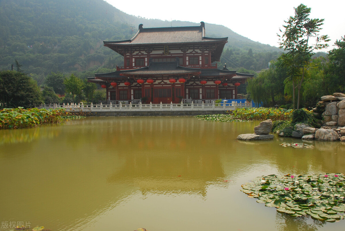 跟着诗词去旅行，发现藏在古诗词里的美景，一睹文人墨客的才华