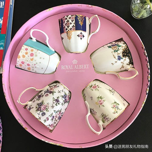 送闺蜜新婚礼物什么好（送闺蜜结婚礼物实用型）