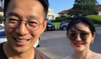 汪小菲母亲翻孙子照片，因思念眼眶湿润，与儿媳大S长期分隔两地