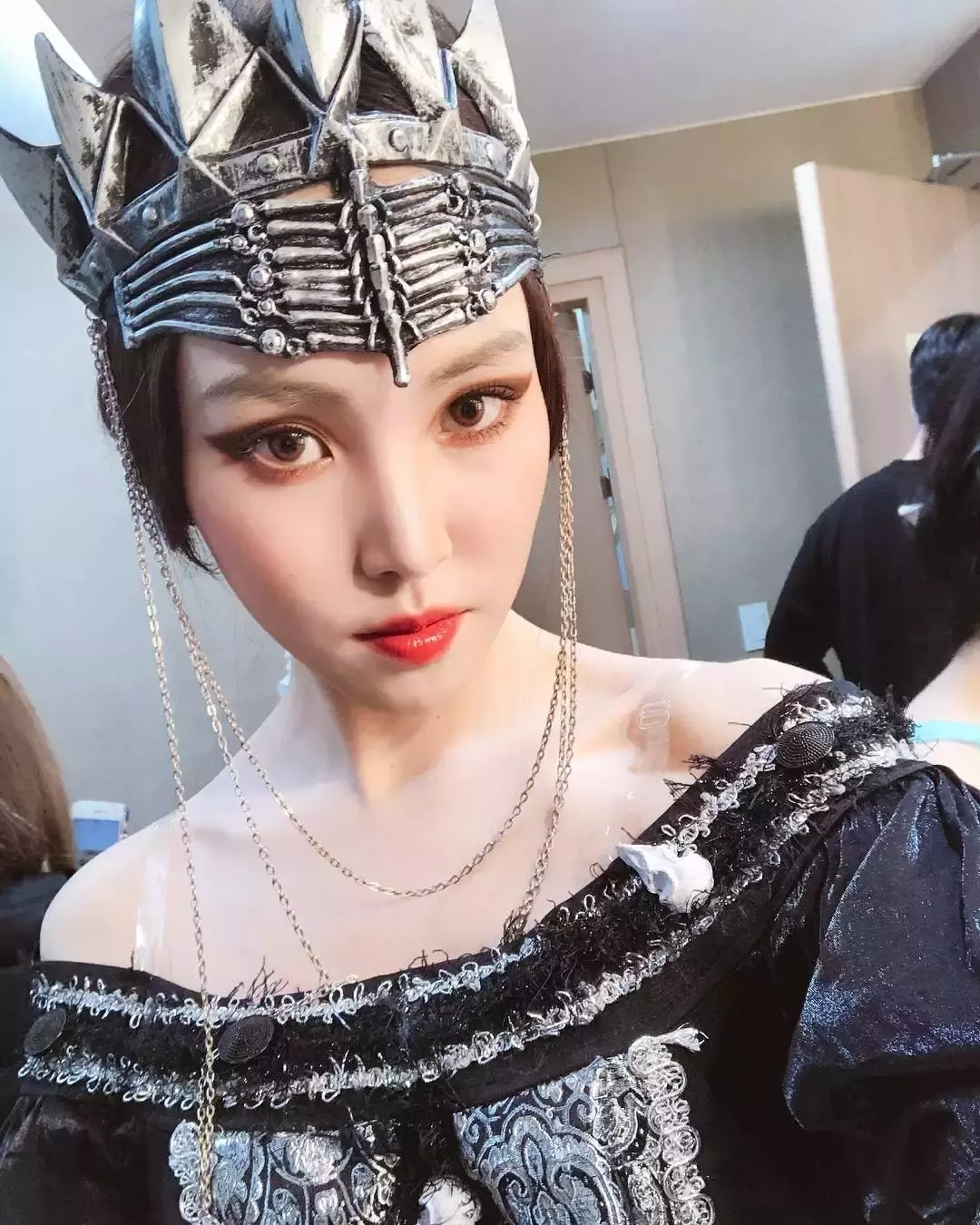gfriend签售会大玩cosplay!变身迪士尼公主超吸睛